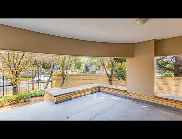 574M² OFFICE TO LET IN FERNDALE